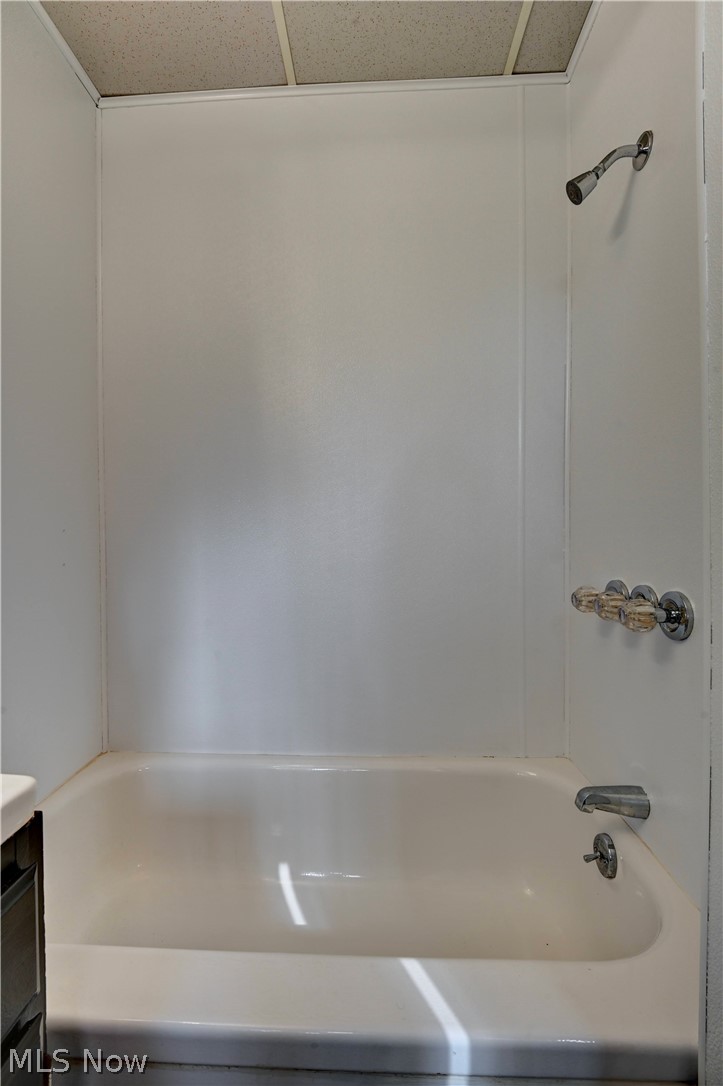 12413 Lick Run Rd Property Photo 15