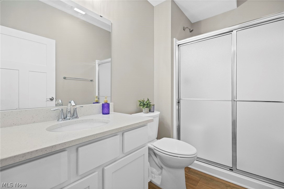 666 Treadway Boulevard Property Photo 15