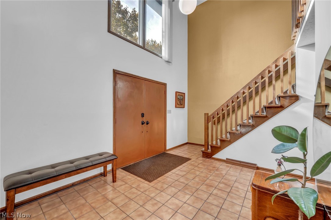 3379 S Smith Road Property Photo 3
