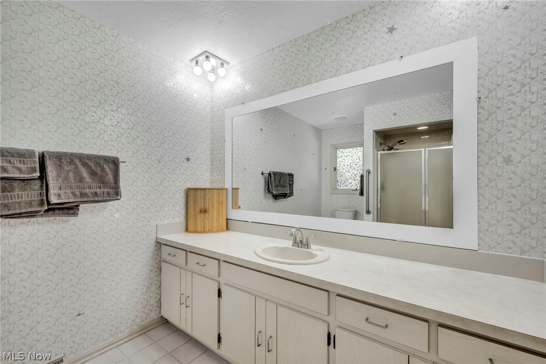 3379 S Smith Road Property Photo 17