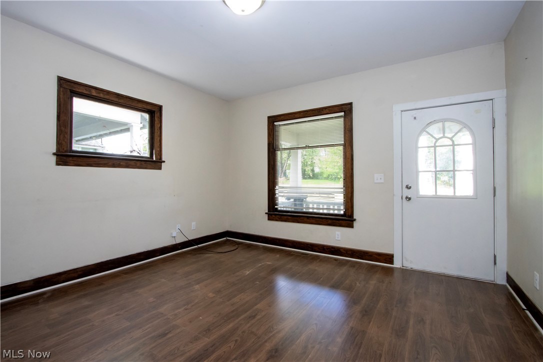 377 S Main Street Property Photo 17