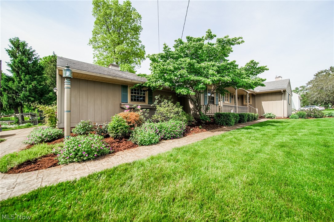 353 Hillcrest Drive Property Photo 1