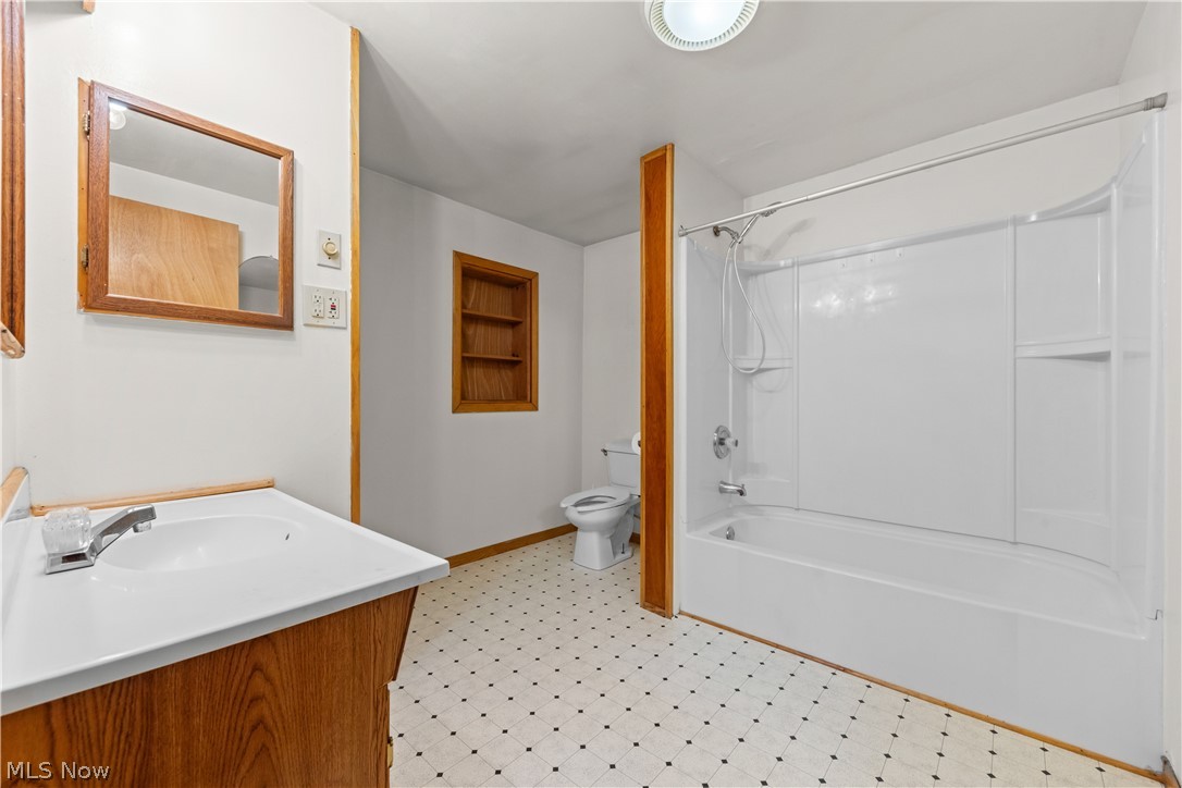 409 Edith Avenue Property Photo 17