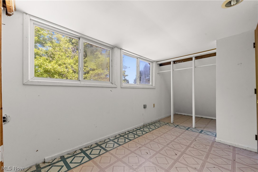 409 Edith Avenue Property Photo 18