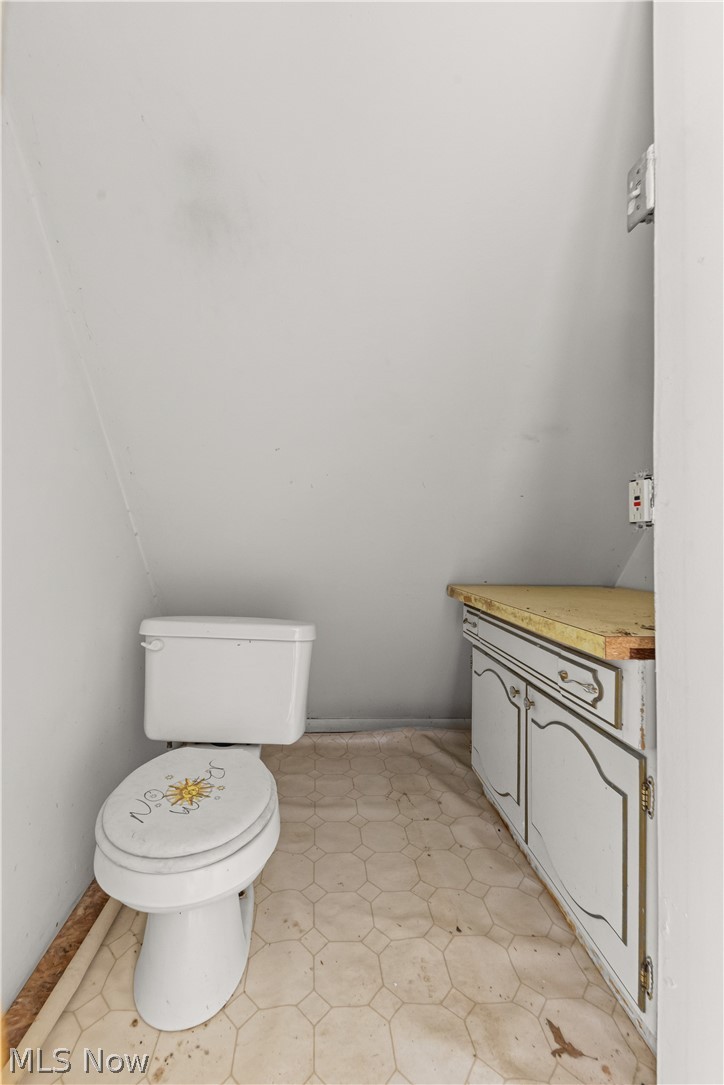 409 Edith Avenue Property Photo 42