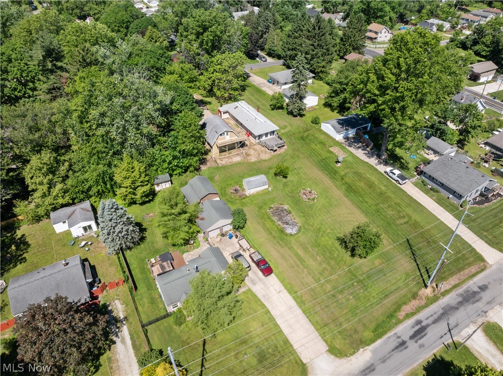 409 Edith Avenue Property Photo 44