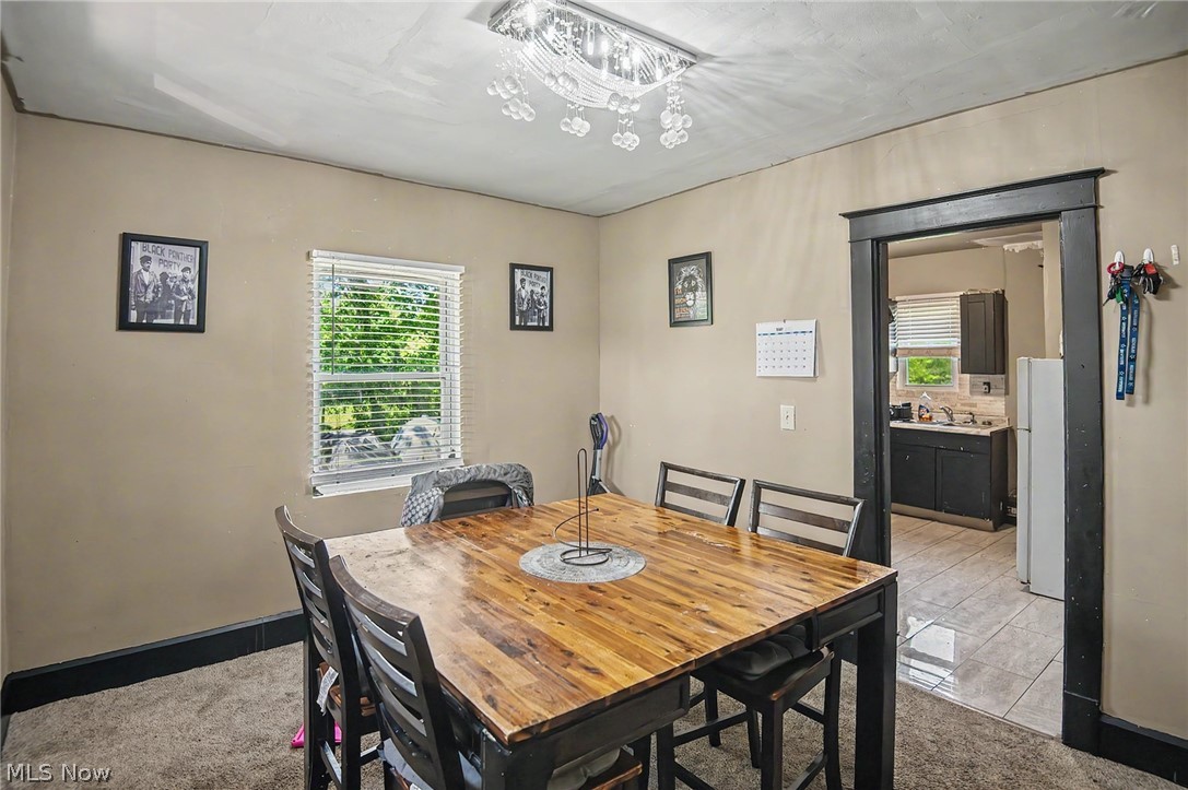 32 E Avondale Avenue Property Photo 6