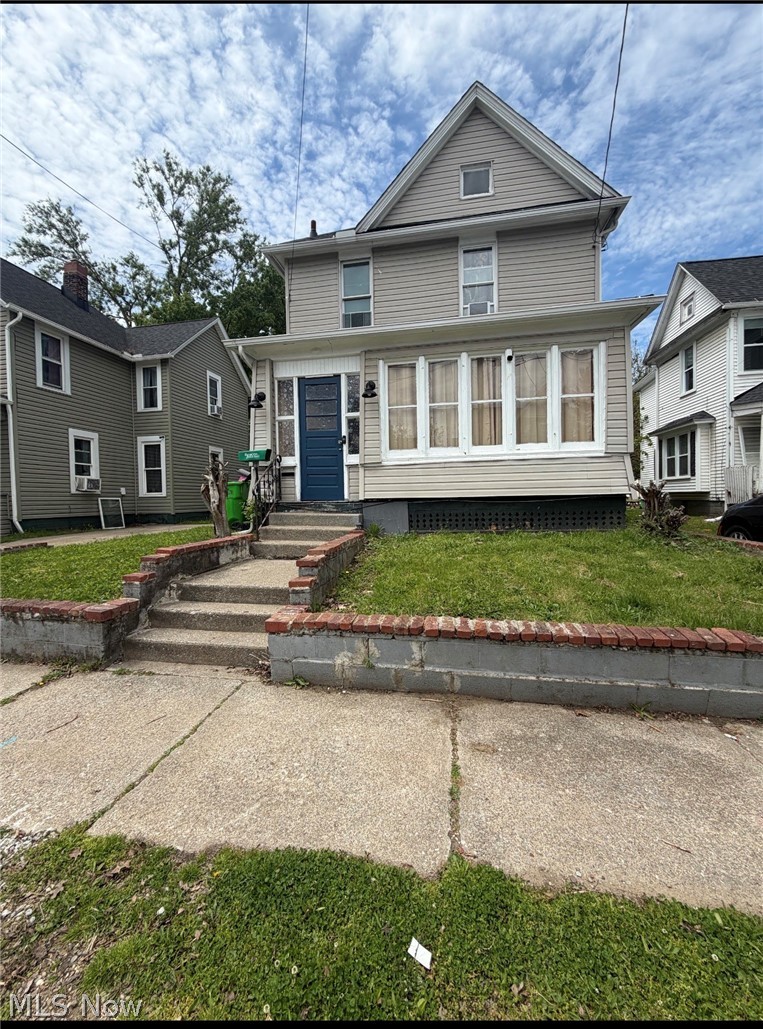 284 3rd Street Nw Property Photo 1