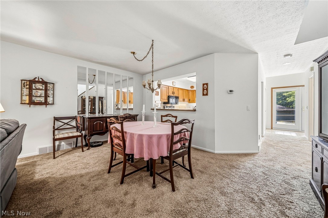155 Pheasant Run Property Photo 12