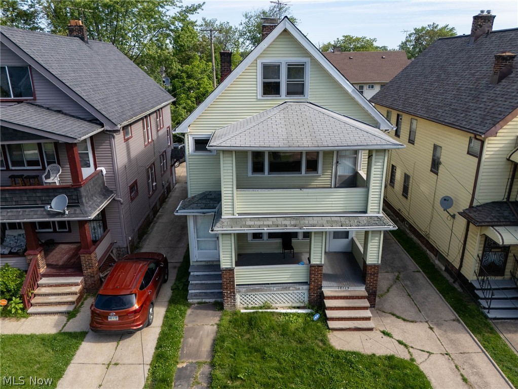 14713 Westropp Avenue Property Photo 1