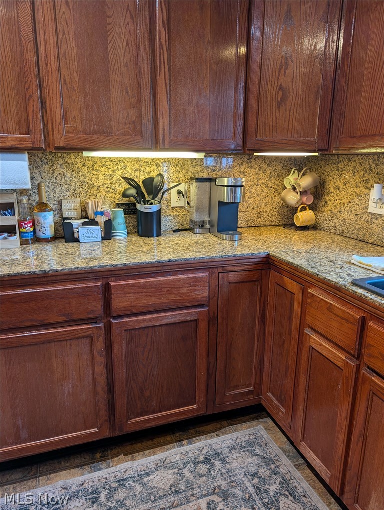 5975 Glenway Drive A Property Photo 4