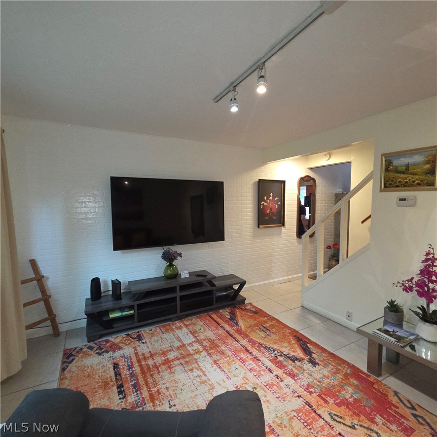 5975 Glenway Drive A Property Photo 16