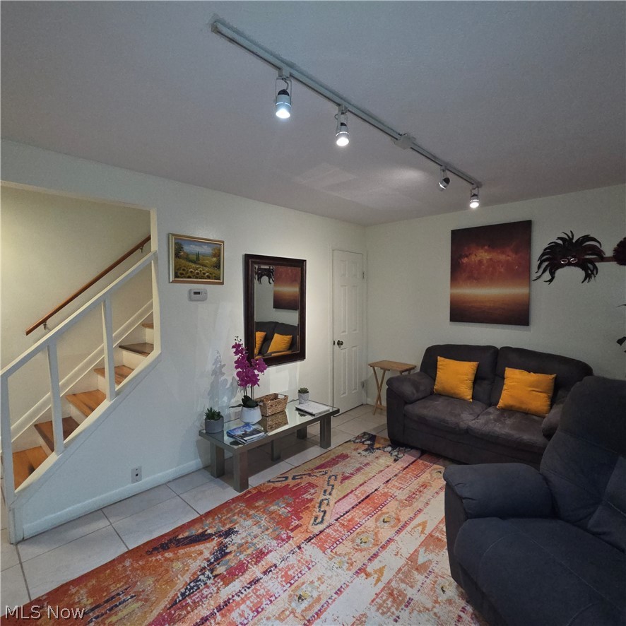 5975 Glenway Drive A Property Photo 17