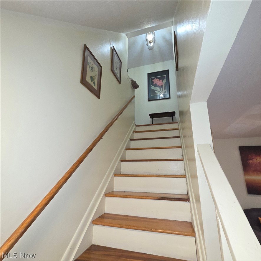 5975 Glenway Drive A Property Photo 18