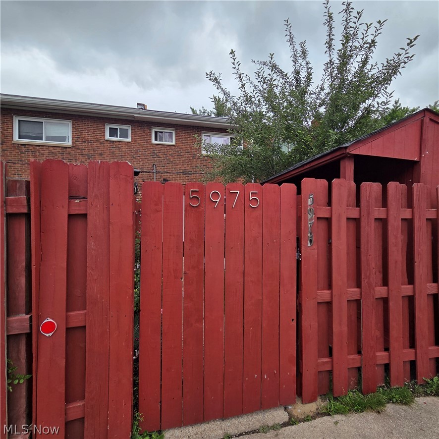 5975 Glenway Drive A Property Photo 36