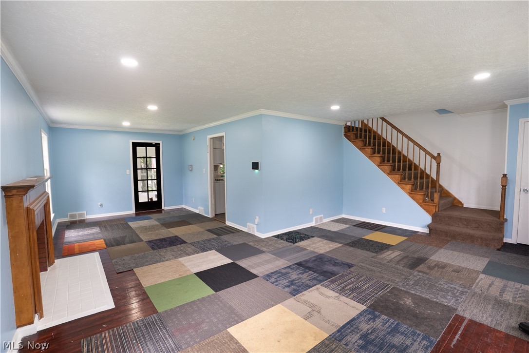 340 Noble Avenue Property Photo 6