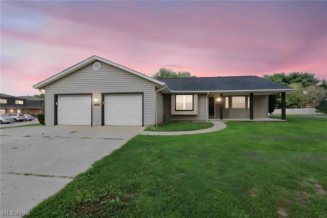 1607 Doaks Lane Property Photo 1