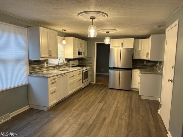 1674 Beckwith Drive Property Photo 3