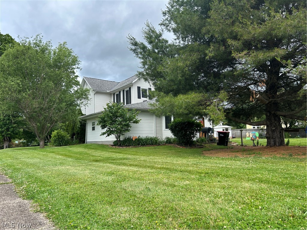 176 Market Street Property Photo 6