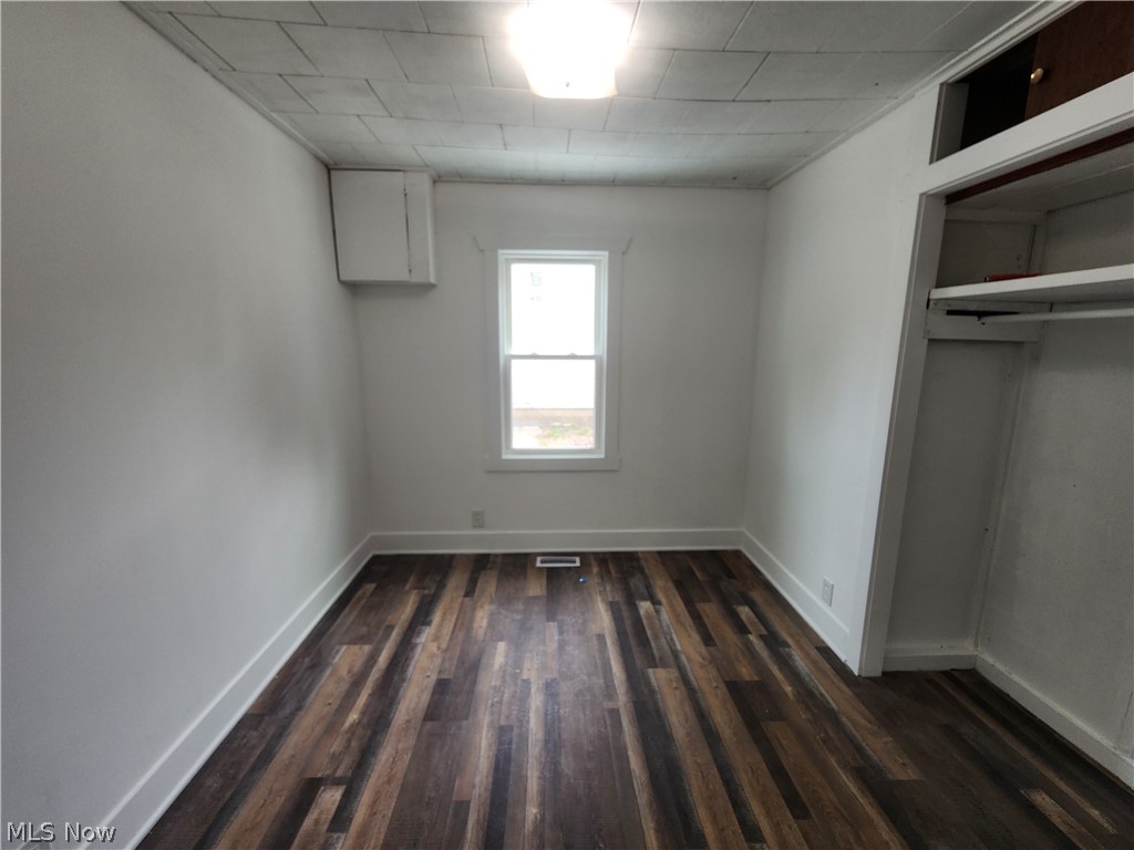 6247 Seneca Road Property Photo 8