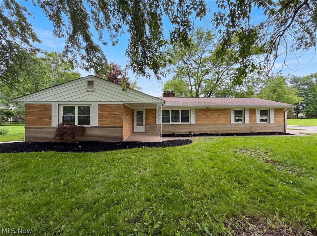 36700 Lakeland Drive Property Photo 1