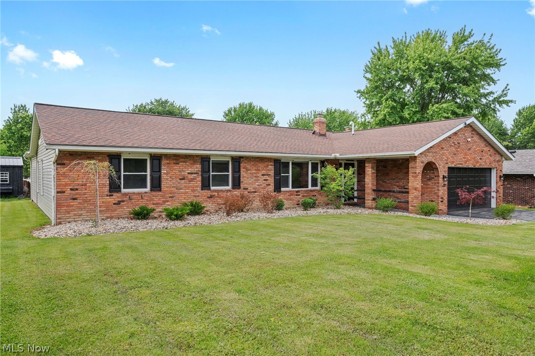 19474 Benbow Road Property Photo 1