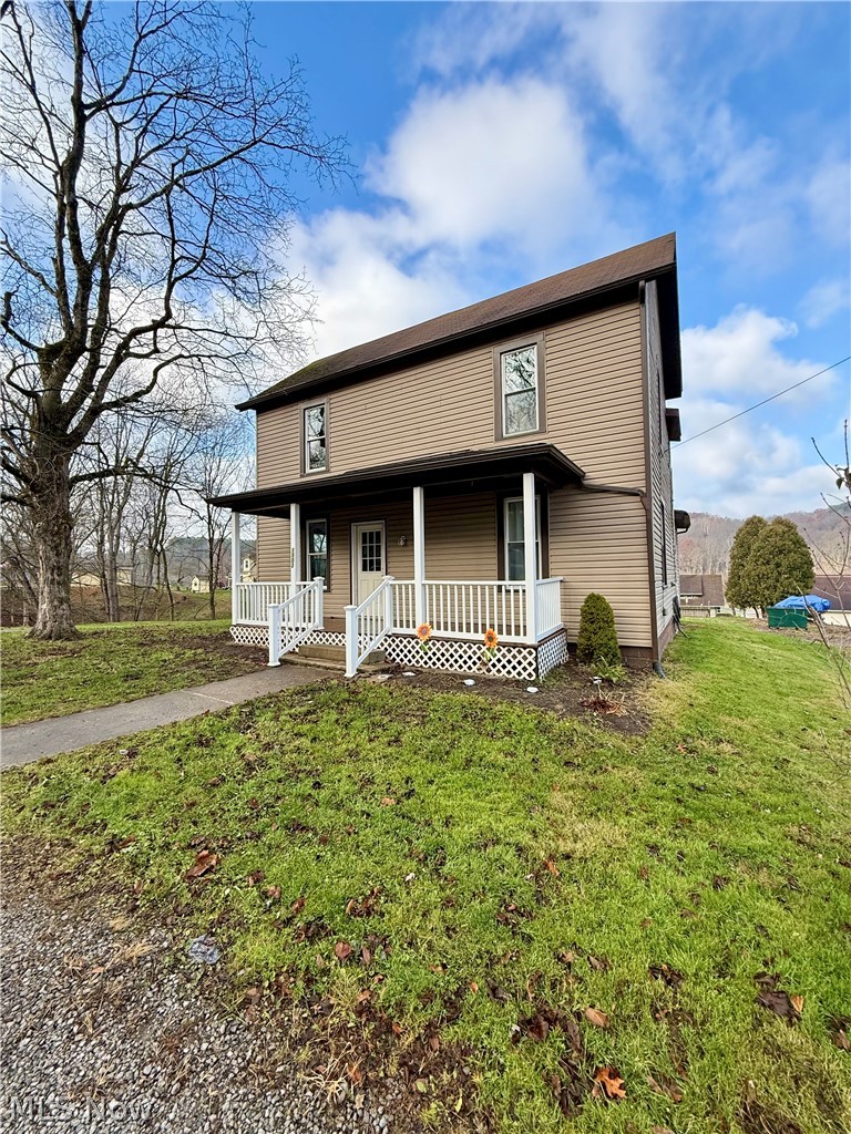 1002 Jefferson Property Photo 3