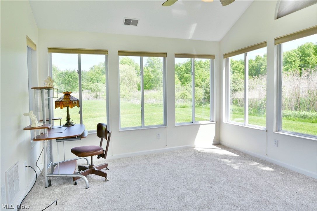 1103 Willow Brook Drive Ne Property Photo 7
