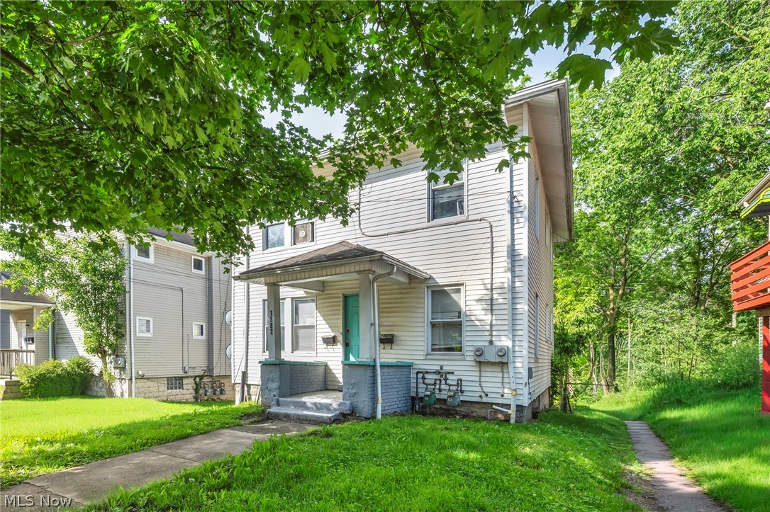 1282 Pondview Avenue Property Photo 3