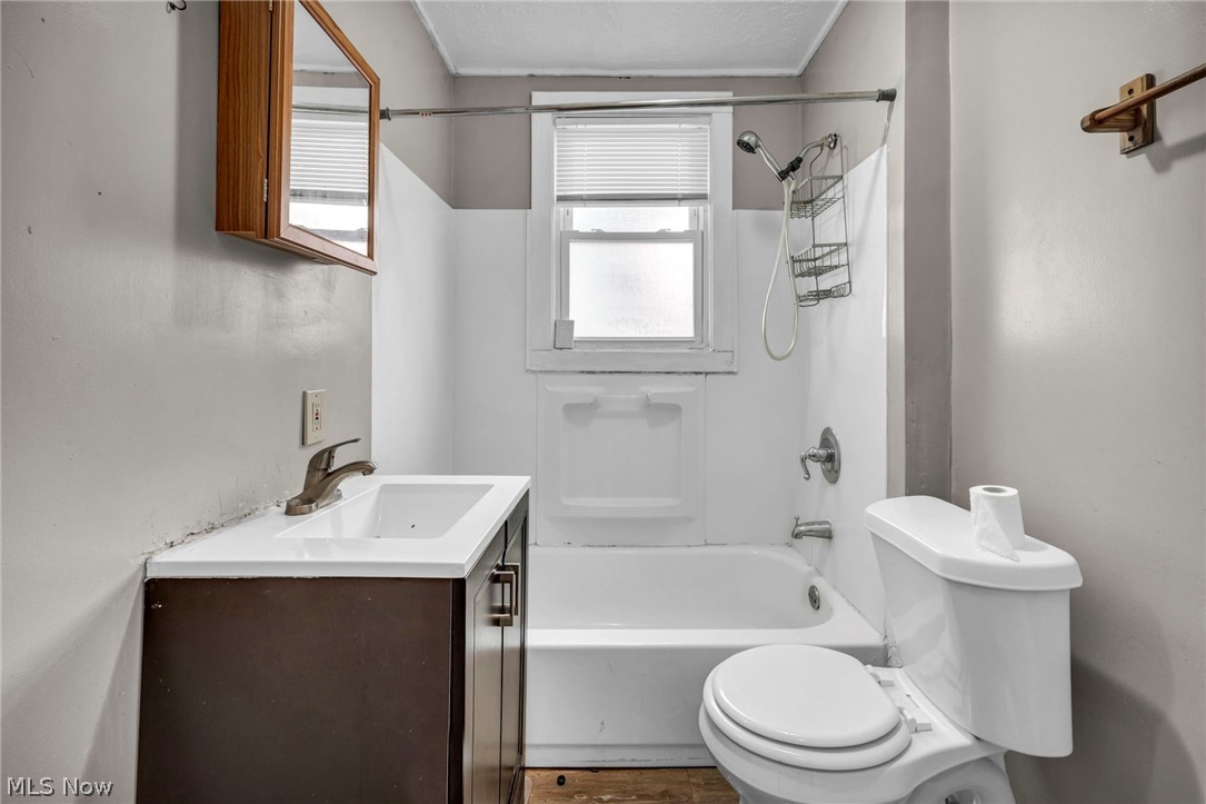 1282 Pondview Avenue Property Photo 27