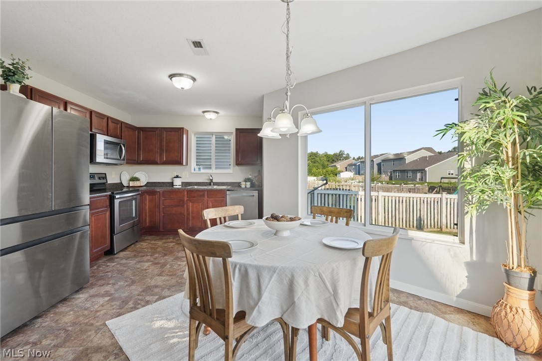 7557 Witch Hazel Drive Property Photo 12