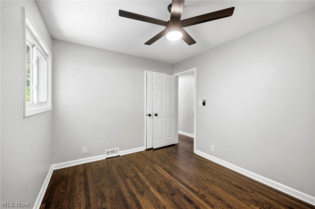 100 Lake Edge Drive Property Photo 19