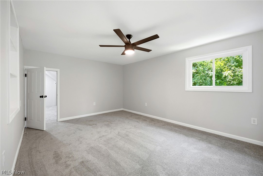 100 Lake Edge Drive Property Photo 26
