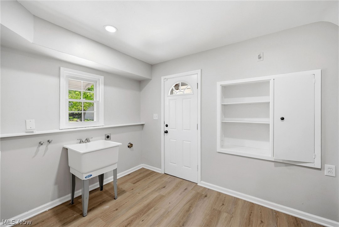 100 Lake Edge Drive Property Photo 31