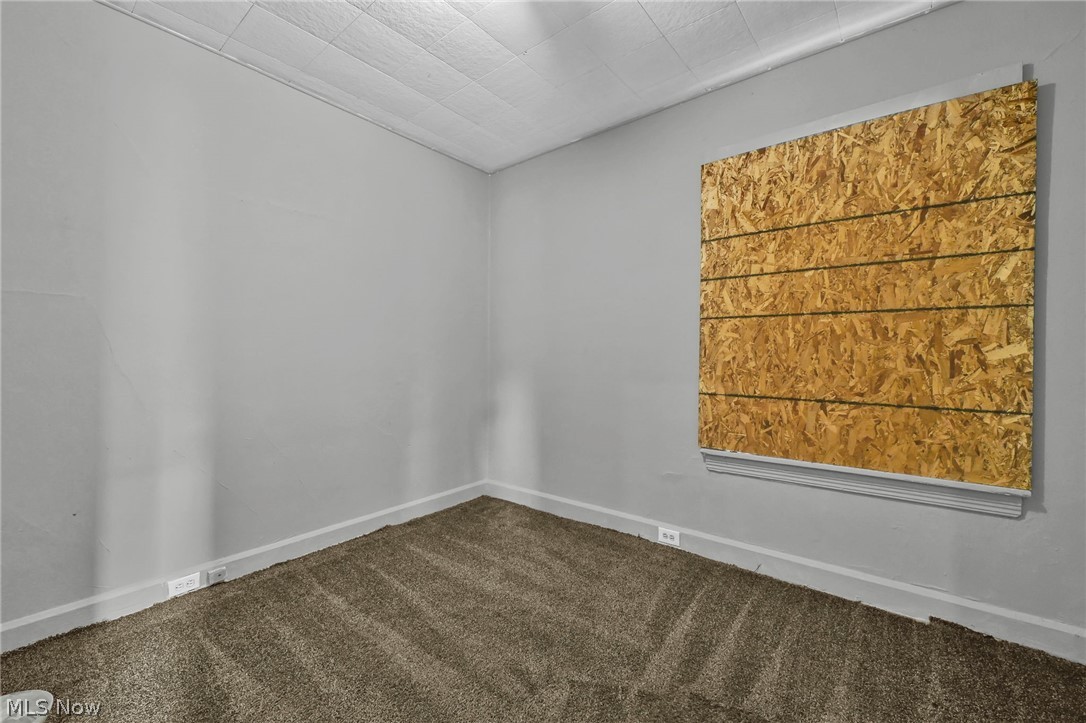 1011 E 140 Property Photo 15