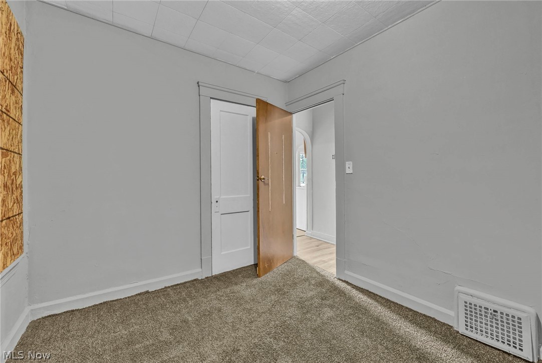 1011 E 140 Property Photo 16