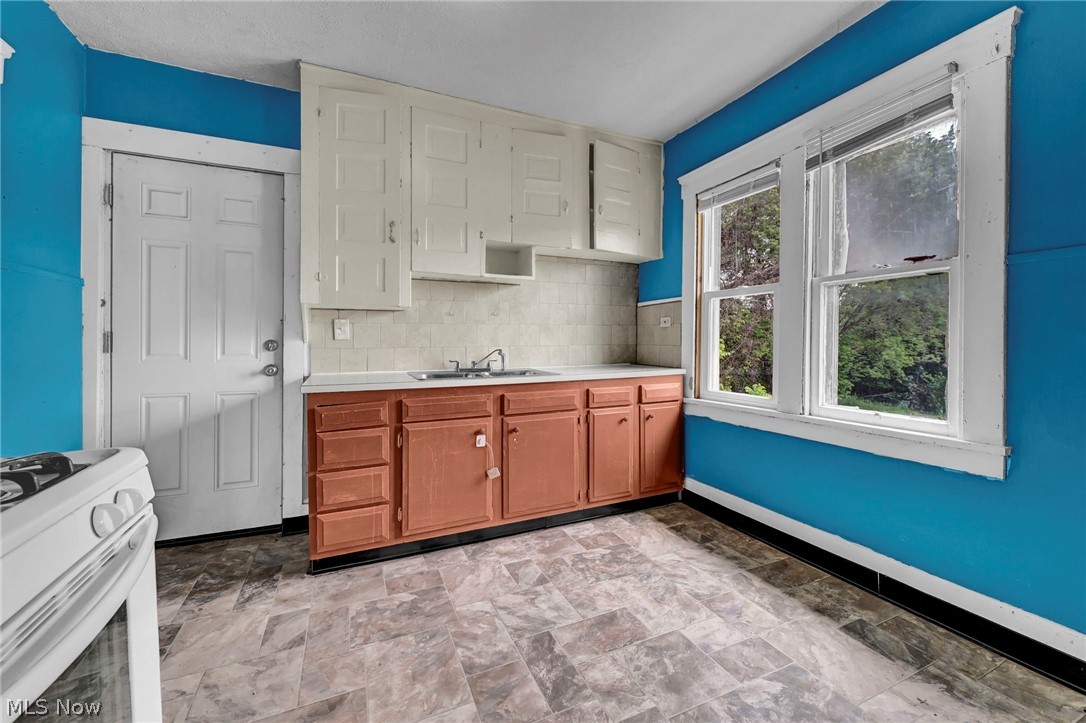 1011 E 140 Property Photo 26