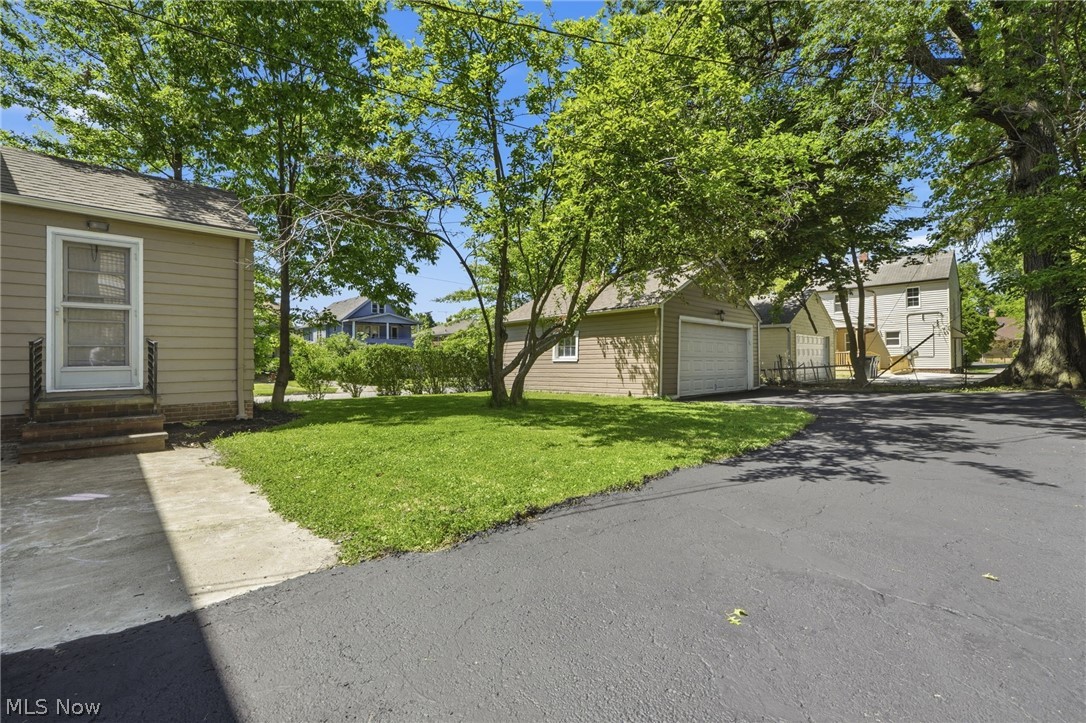 3471 Shannon Road Property Photo 6