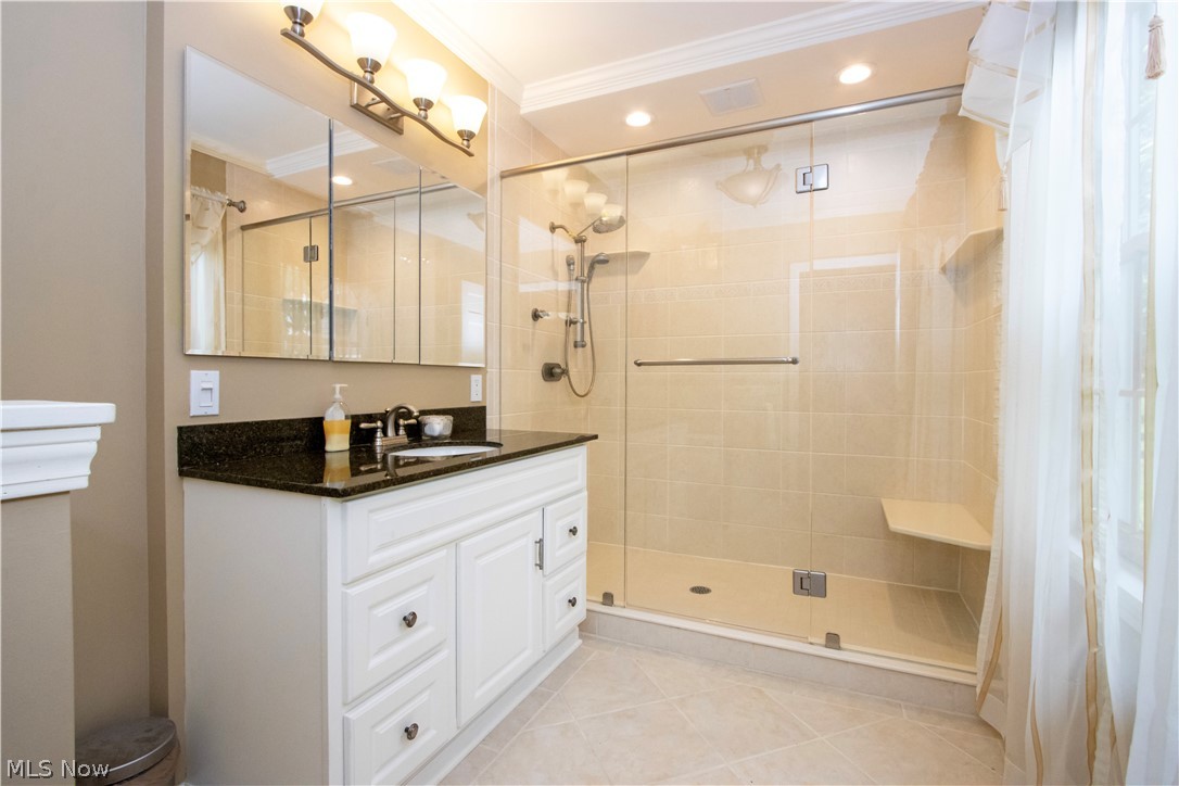 330 N Countryside Drive Property Photo 18