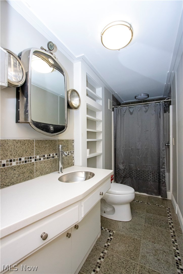 330 N Countryside Drive Property Photo 32