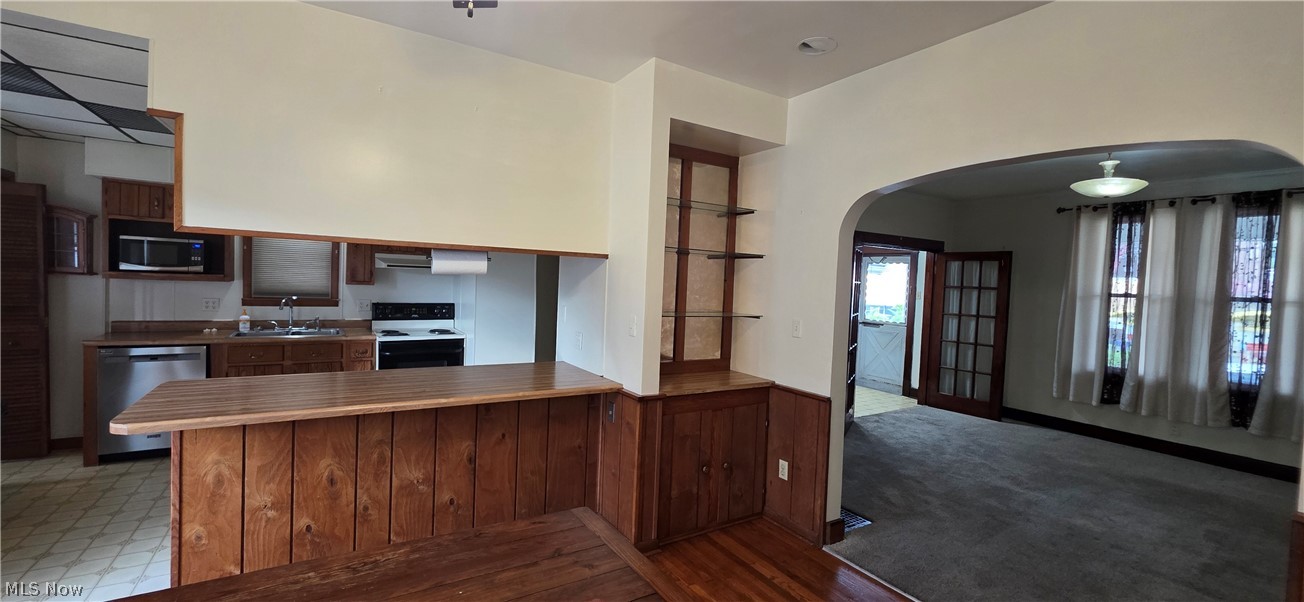 12 Third Street Property Photo 9