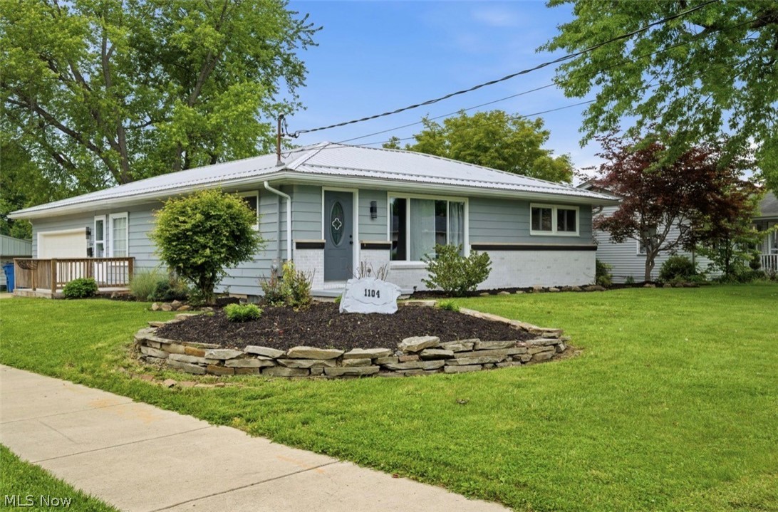 1104 Gary Avenue Property Photo 1