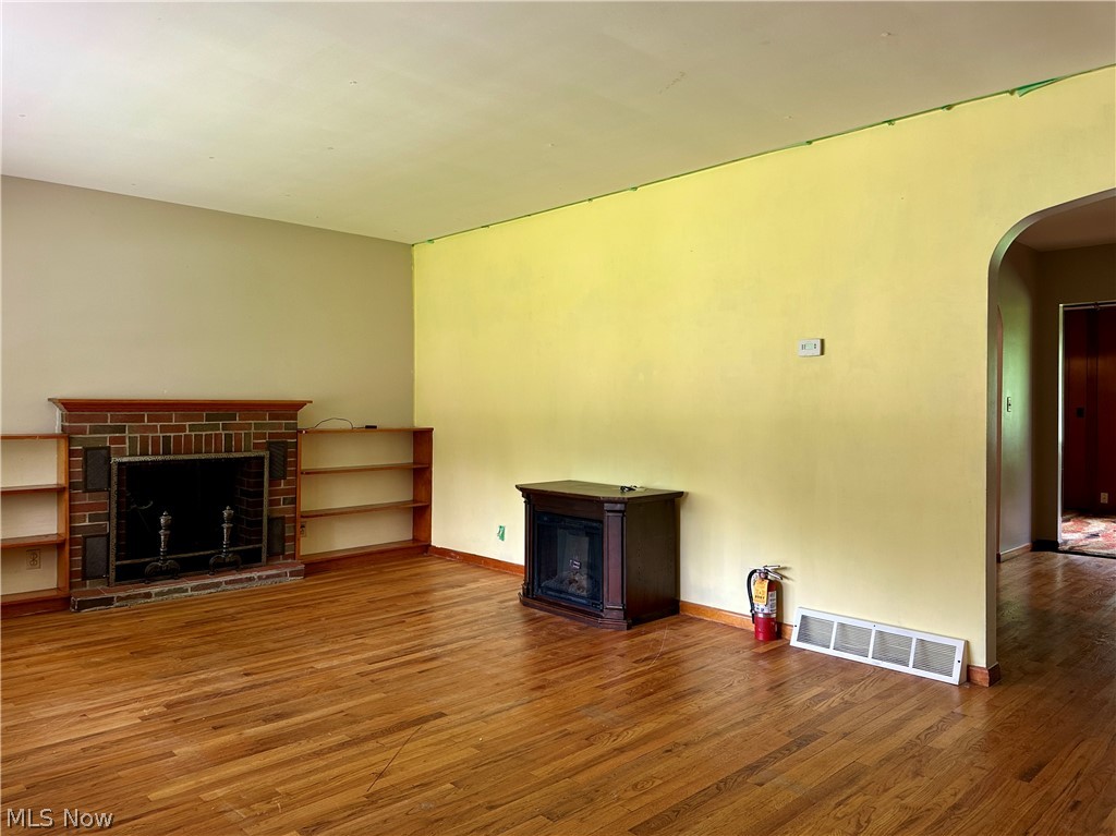 5004 Dunsmore Avenue Property Photo 4