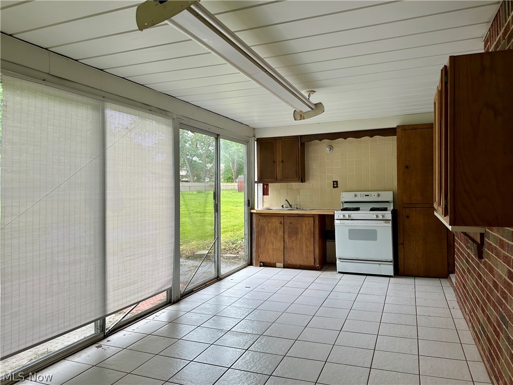5004 Dunsmore Avenue Property Photo 12