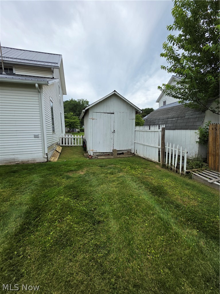 922 N Main Street Property Photo 12