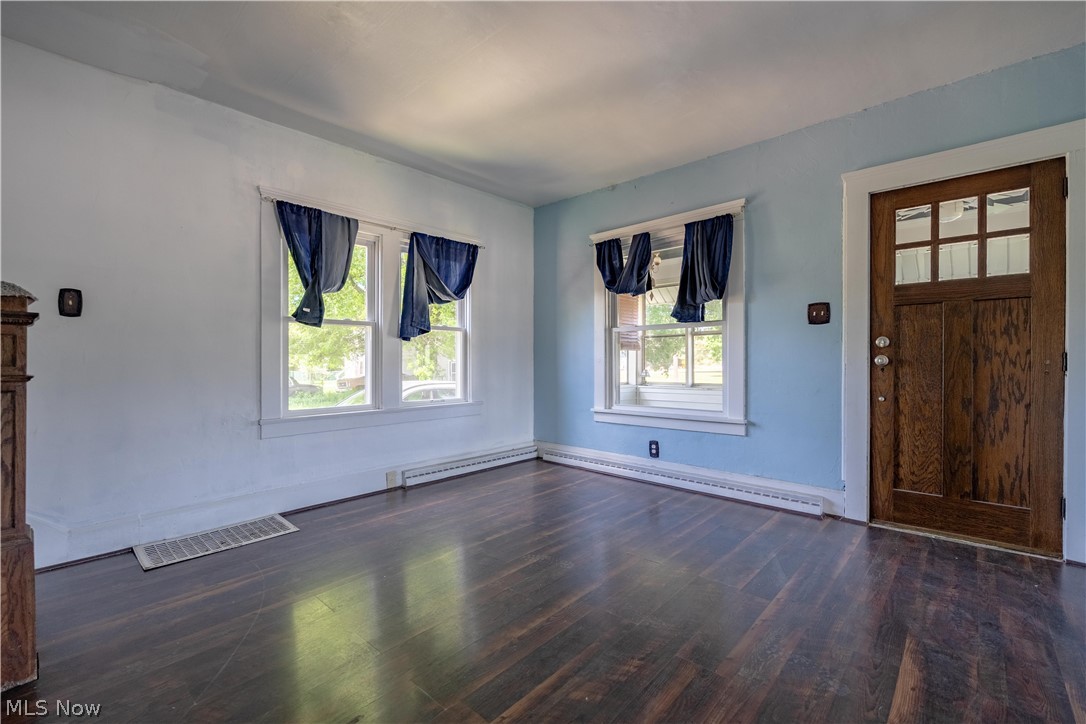 14828 Gaskill Drive Ne Property Photo 2