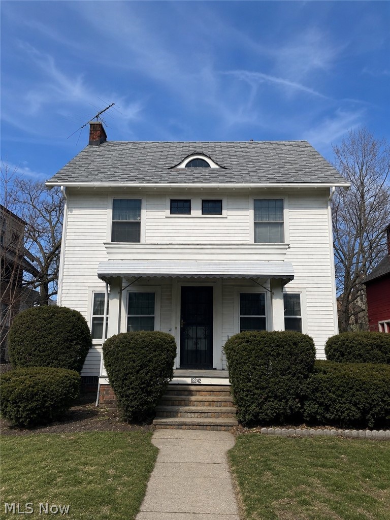 15242 Lake Shore Boulevard Property Photo 1