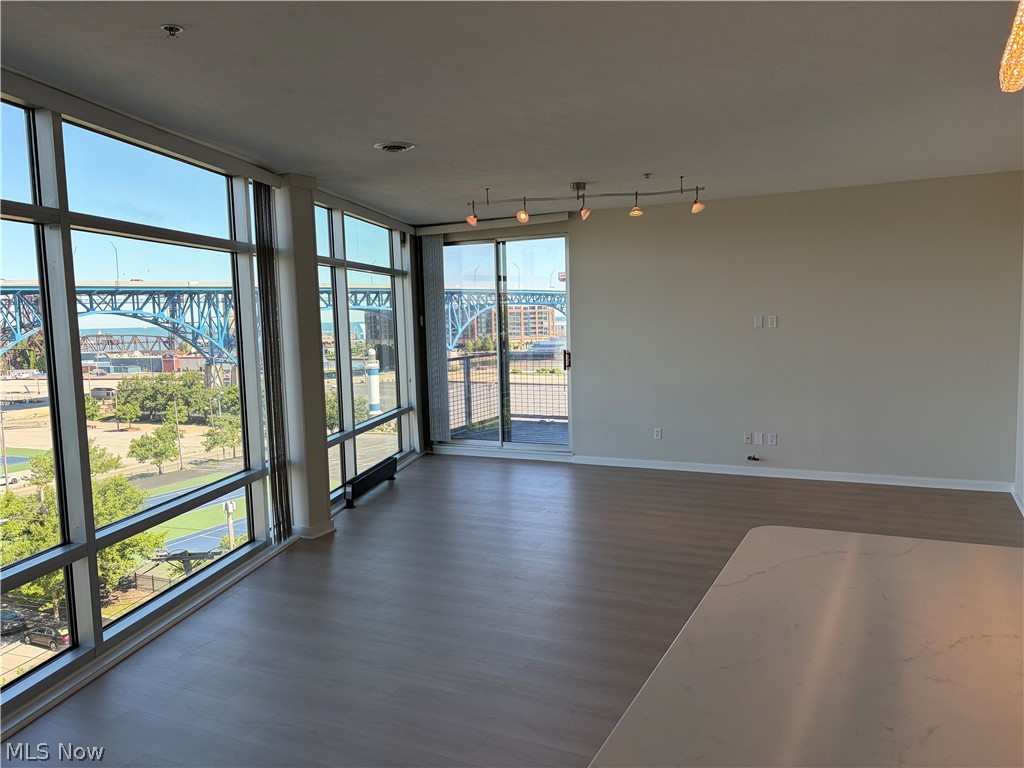 1237 Washington Avenue 809 Property Photo 12