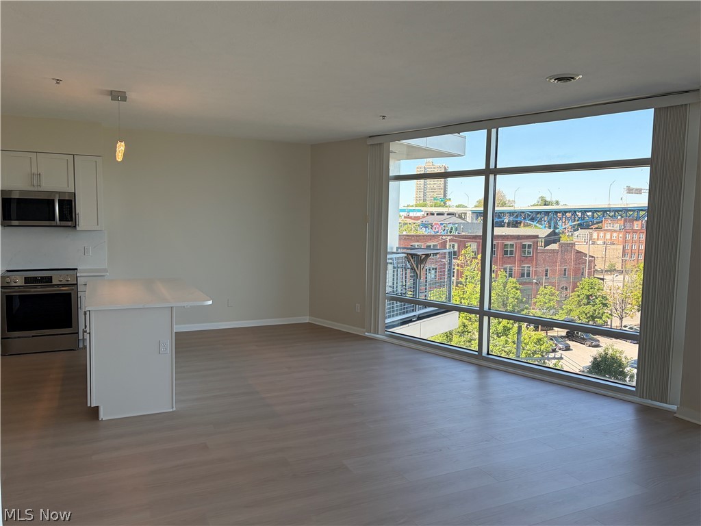 1237 Washington Avenue 809 Property Photo 16