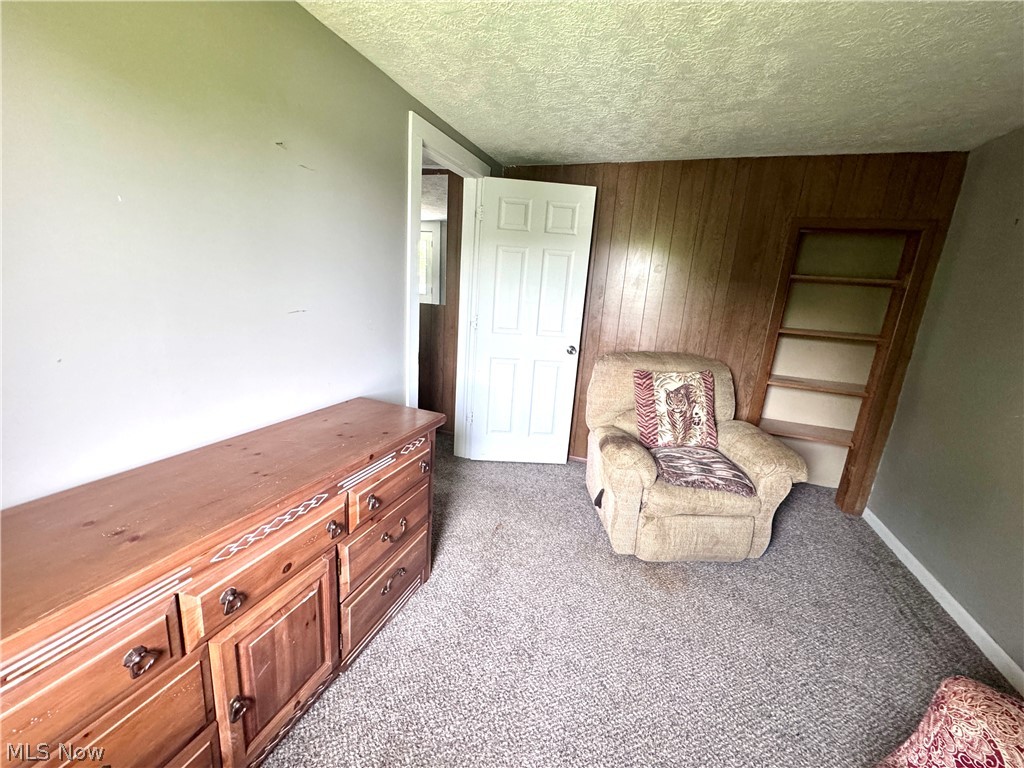 887-889 Colony Drive Property Photo 19